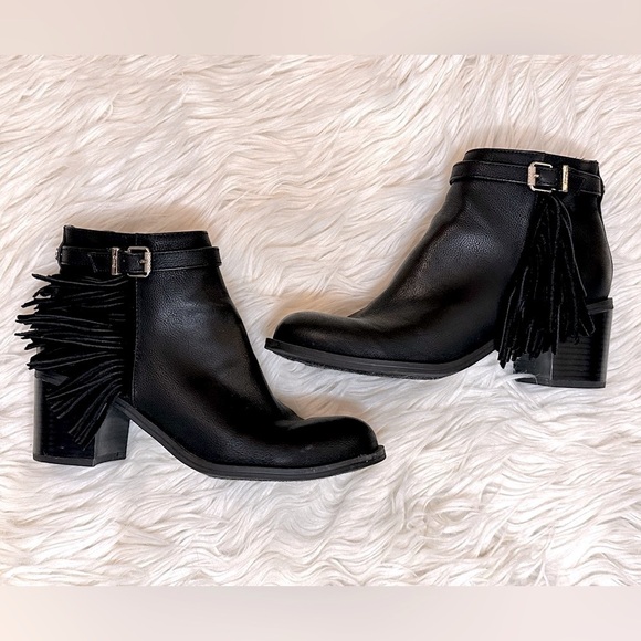Circus by Sam Edelman Jolie Black Leather Fringe Bootie Size 7.5 - Picture 1 of 8